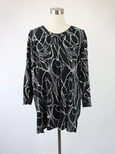 Lataa kuva Galleria-katseluun, Finnwear / Nanso Group Oy, Finland mustavalkoinen kuviollinen viskoositunika XXL