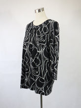 Lataa kuva Galleria-katseluun, Mustavalkoinen kuviollinen tunika XXL
