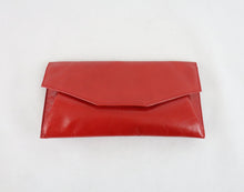 Lataa kuva Galleria-katseluun, Punainen clutch-laukku