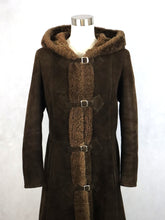 Lataa kuva Galleria-katseluun, Ruskea hupullinen kelsiturkki 40