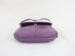 Violetti olkalaukku
