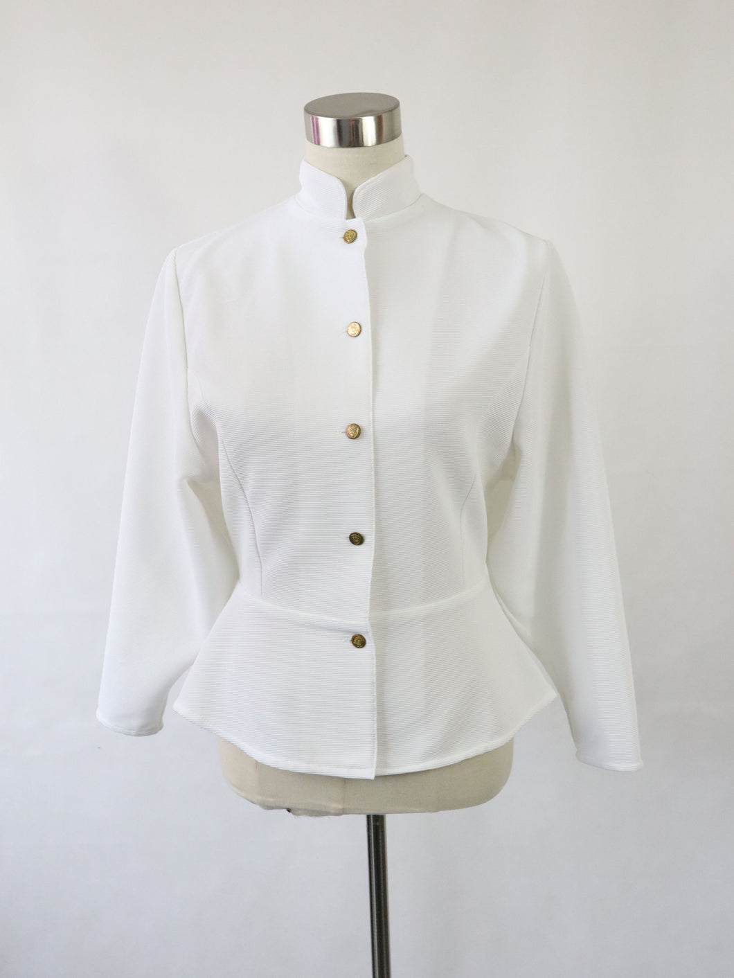 Game by Mimika Lipsanen Finland kotimainen vintage valkoinen peplum-jakku 34