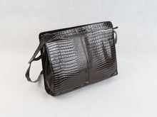 Lataa kuva Galleria-katseluun, Ruskea tilava salkkumallinen olkalaukku