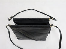 Lataa kuva Galleria-katseluun, Musta pikkulaukku