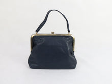 Lataa kuva Galleria-katseluun, Tummansininen käsilaukku