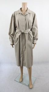 Just in Vaatehuone made in Finland khakinharmaa trenssi C38