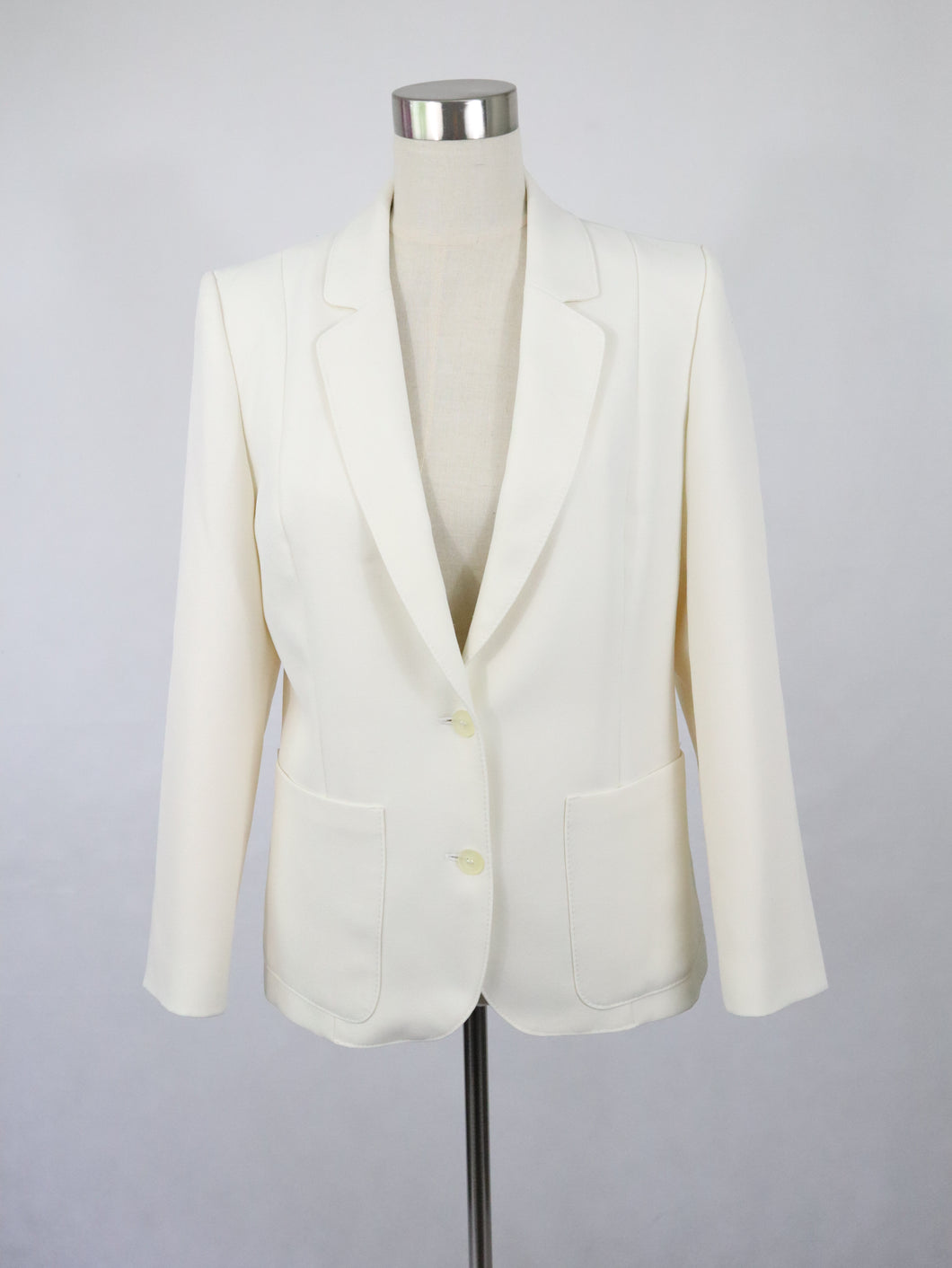 L-Collection made by Kestilä Finland luonnonvalkoinen kotimainen vintage bleiseri C40