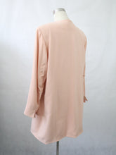 Lataa kuva Galleria-katseluun, Persikanvärinen pitkä jakku 44