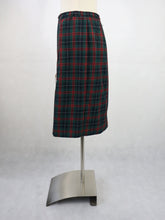 Lataa kuva Galleria-katseluun, Tummanvihreä ruudullinen hame ja liivi 38