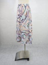 Lataa kuva Galleria-katseluun, Pastellisävyinen kuviollinen hame 40