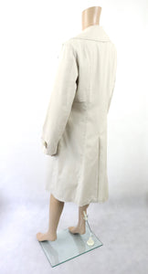 Vaaleanbeige trenssi 42