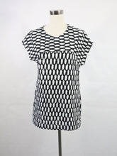 Lataa kuva Galleria-katseluun, Marimekko mustavalkoinen Nuoto tunika S
