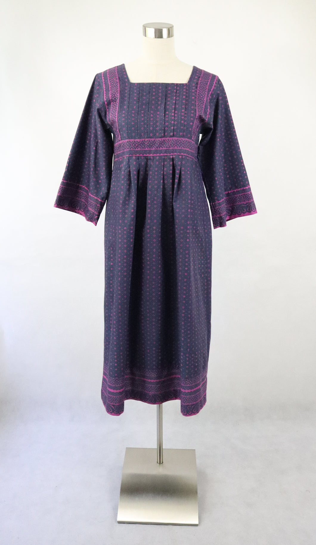 Marimekko Suomi Finland vintage violetti Muija-kuvioinen mekko  34