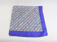 Lataa kuva Galleria-katseluun, Värikäs silkkihuivi