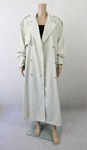 Lataa kuva Galleria-katseluun, Master Coat vaalea pitkä oversize 90-luvun kotimainen vintage trenssi 46