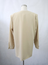 Lataa kuva Galleria-katseluun, Beige raidallinen bleiseri 42