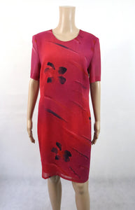 Punainen kuviollinen mekko 38