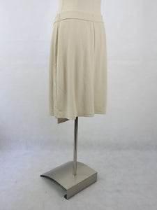 Vaalean beige kietaisuhame L