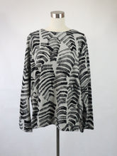 Lataa kuva Galleria-katseluun, Nanso harmaa kuviollinen tunika collegekangasta XXL