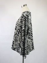 Lataa kuva Galleria-katseluun, Harmaa kuviollinen pusero XXL