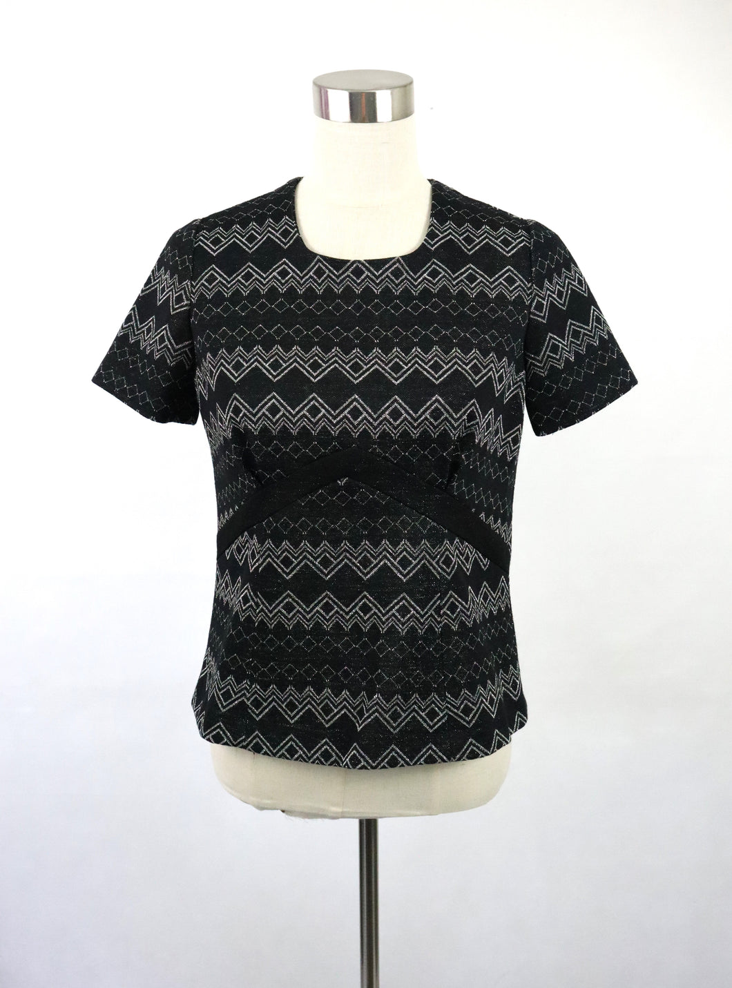 Oravais Finn-Jersey musta hopeakuvioinen vintage glitter pusero 38