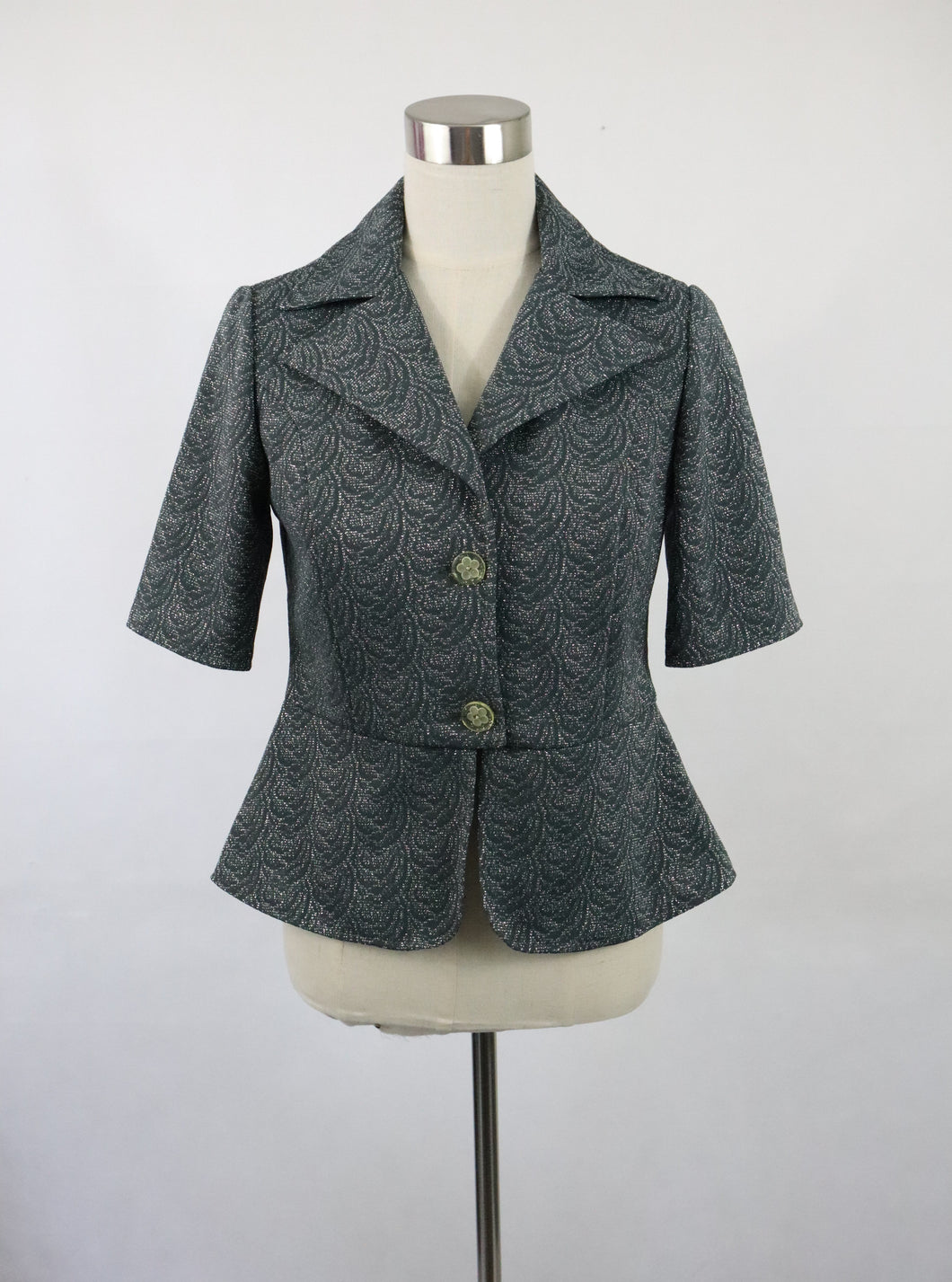 Ormatex kotimainen 60-70-luvun vintage paitajakku peplum-helmalla 38