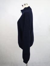 Lataa kuva Galleria-katseluun, Tummansininen vetoketjullinen villatakki M