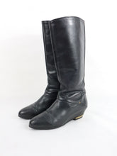 Lataa kuva Galleria-katseluun, Mustat nahkasaappaat 38