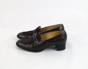 Tummanruskeat korolliset loaferit 3½