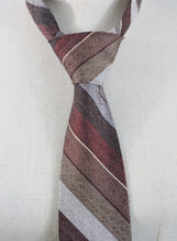 Lataa kuva Galleria-katseluun, Ruskeasävyinen solmio