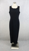 Lataa kuva Galleria-katseluun, Musta iltapuku C40