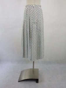 Mustavalkoinen polka dot vekkihame C40