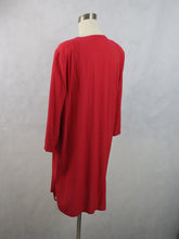 Lataa kuva Galleria-katseluun, Punainen napillinen tunika 42