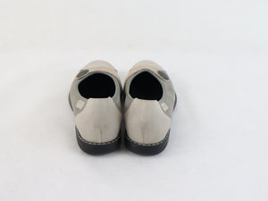 Harmaasävyiset ballerinat 38