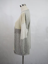 Lataa kuva Galleria-katseluun, Beige kuviollinen neulepaita L