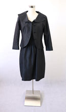 Lataa kuva Galleria-katseluun, Ril&#39;s musta silkkinen mekko ja jakku 38