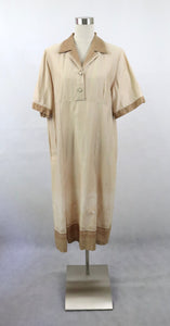 Beige kuviollinen paitamekko 46