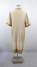 Lataa kuva Galleria-katseluun, Beige kuviollinen paitamekko 46