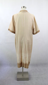 Beige kuviollinen paitamekko 46