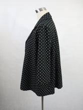 Lataa kuva Galleria-katseluun, Mustavalkoinen pilkullinen paitajakku 40