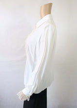 Lataa kuva Galleria-katseluun, Valkoinen pitsisomisteinen pusero 40