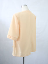 Lataa kuva Galleria-katseluun, Persikanvärinen lyhythihainen jakku 42