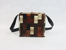 Lataa kuva Galleria-katseluun, Ruskea metallikehyksinen palanahkalaukku