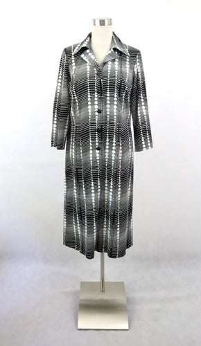 Tiklas made in Finland mustavalkoinen kotimainen vintagemekko M