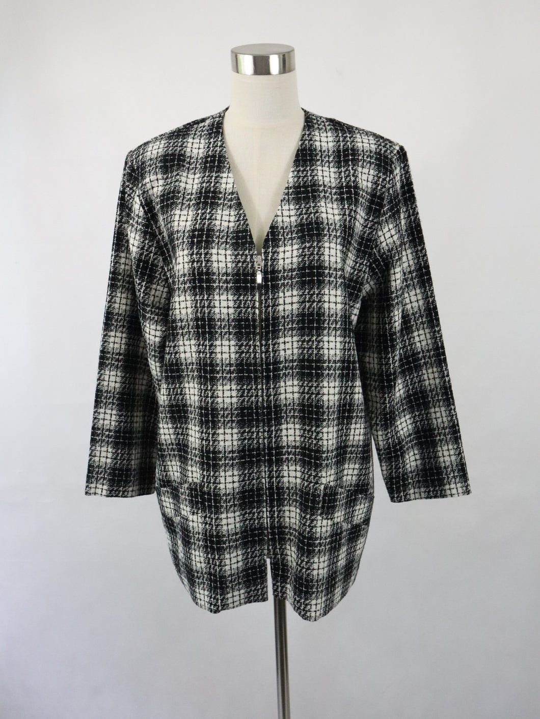 Tricana made in Finland mustavalkoinen ruudullinen bleiseri 42