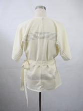 Lataa kuva Galleria-katseluun, Luonnonvalkoinen kietaisupusero S