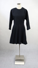 Lataa kuva Galleria-katseluun, Vuokko Suomi Finland musta puuvillainen kellohelmainen kietaisumekko XS