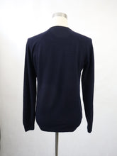 Lataa kuva Galleria-katseluun, Tummansininen neulepusero M