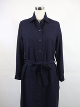 Lataa kuva Galleria-katseluun, Tummansininen villakankainen takkimekko 42