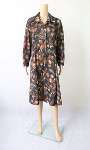 Annika of Botnia ruskeasävyinen kuviollinen kotimainen vintagemekko D44